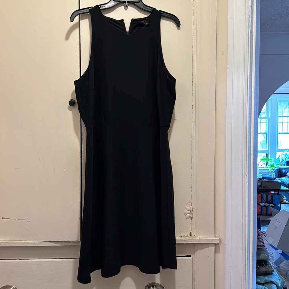 Banana Republic sleeveless black dress with cut outs in back